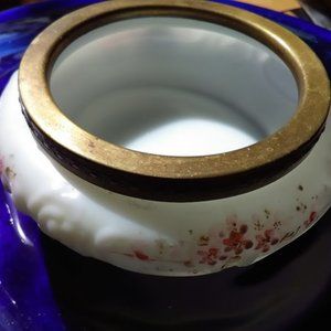 Wavecrest marked dressing table jar